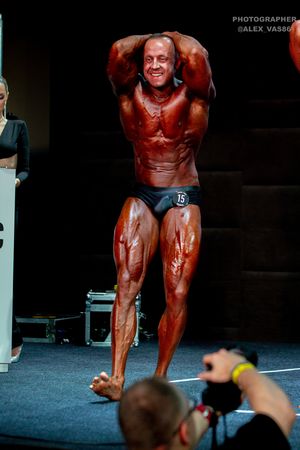 CLASSIC PHYSIQUE +178